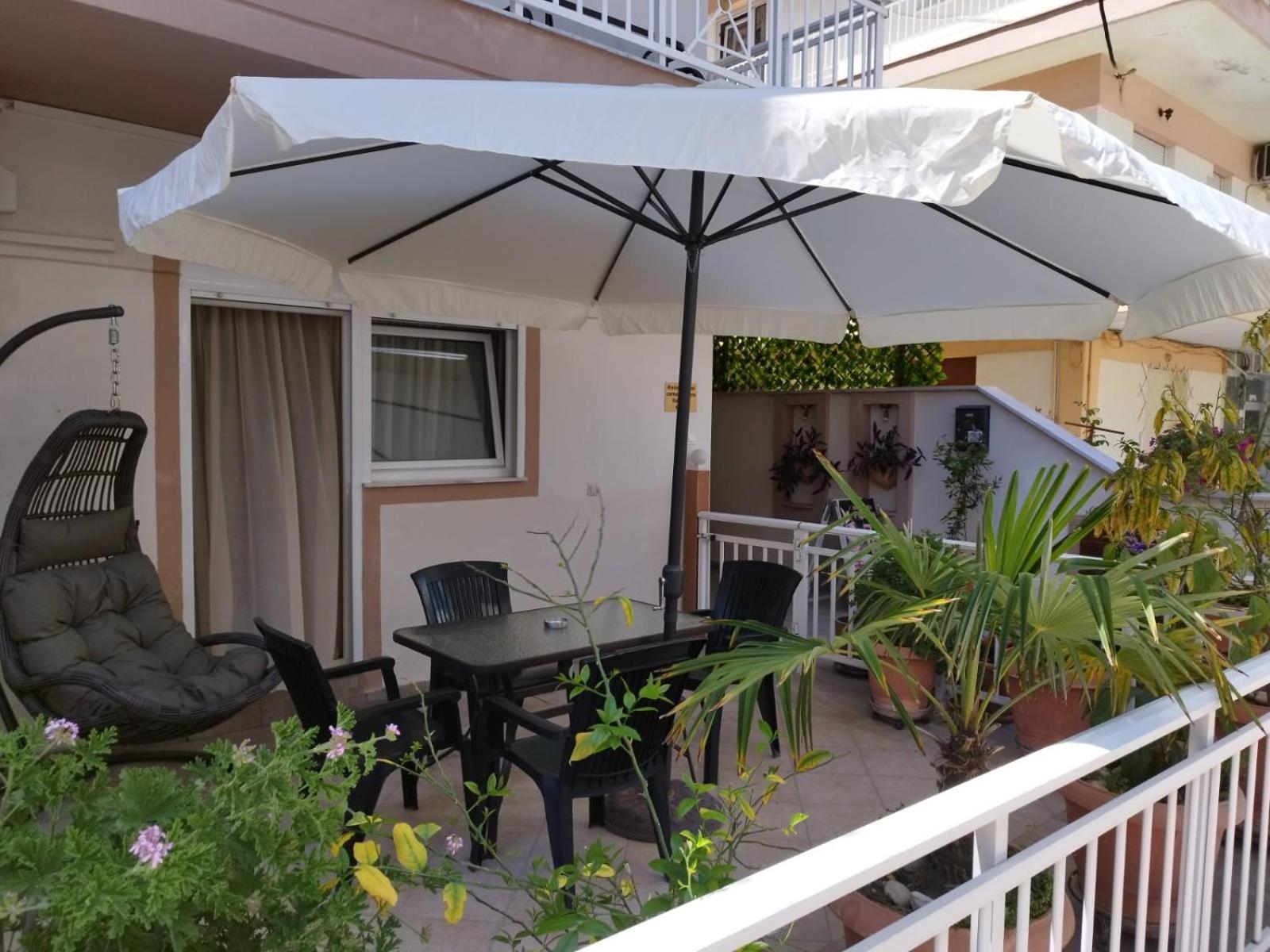 Hotel Villa Pigasos Paralía Exterior foto