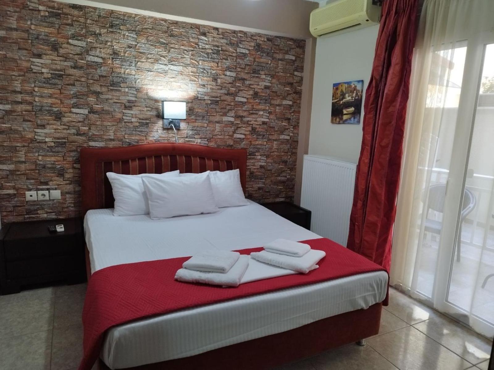 Hotel Villa Pigasos Paralía Exterior foto
